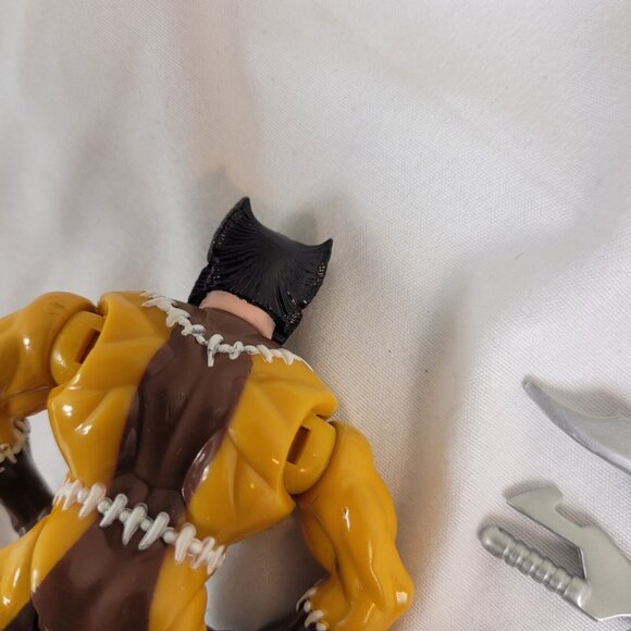 Wolverine Fang Action Figure Mutant Genesis Series 1995 Toy Biz 5" Complete - Picture 7 of 8